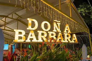 Doña Bárbara: Tradición y sabor a 8km De Sinaí